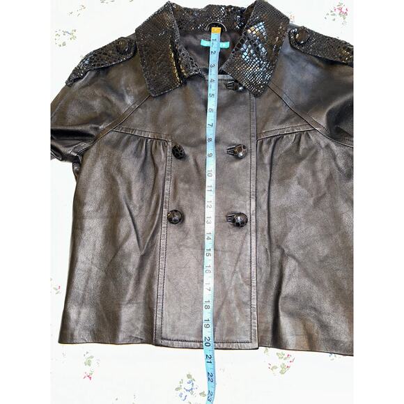 VINTAGE JOCELYN BLACK LEATHER CROP TRENCHCOAT JACKET  4 - Picture 7 of 7